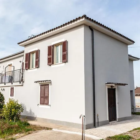 A Casa Di Marco - Di Ciampino E Stazione Per Roma Apartment *